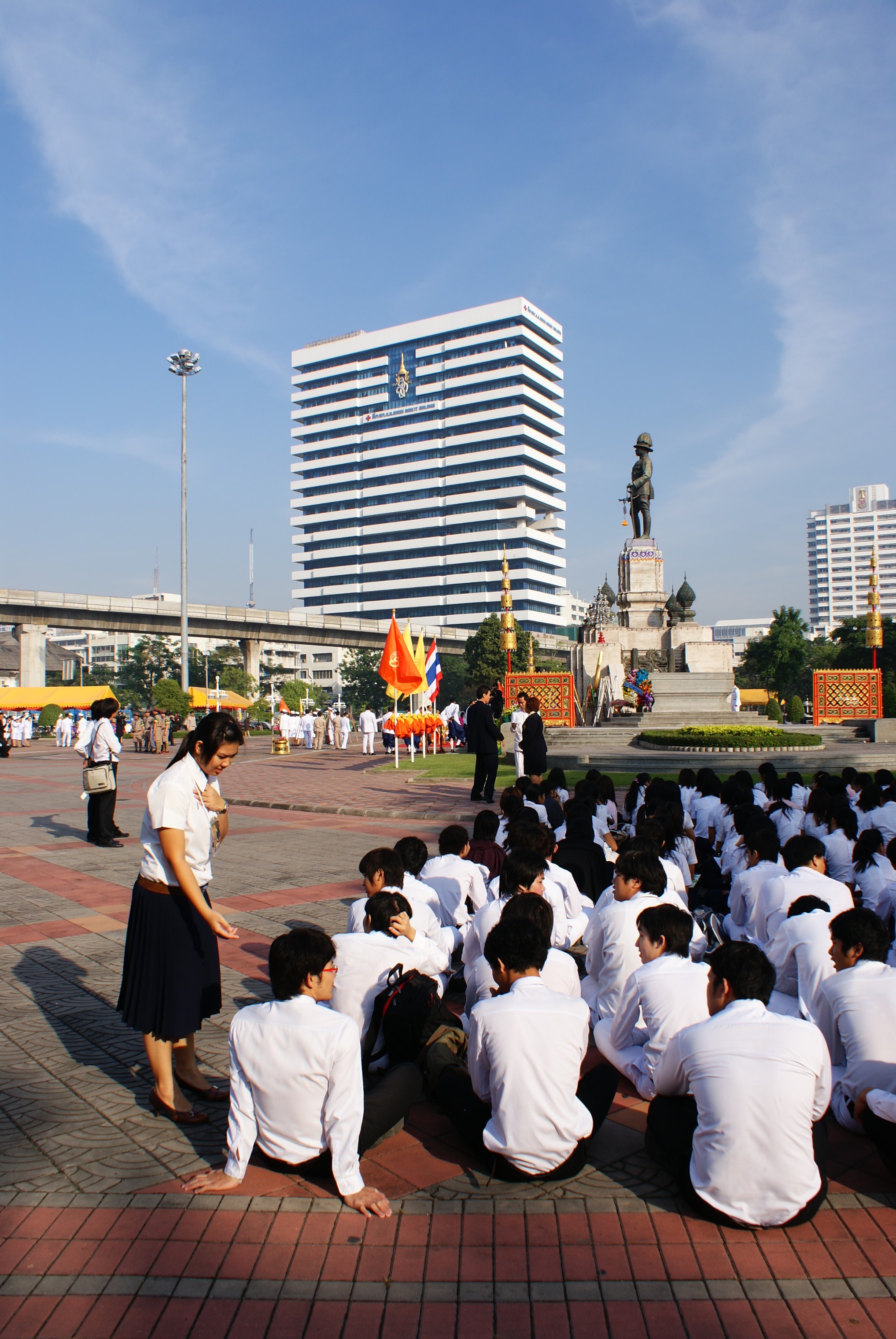 วันมหาธีรราช
2009
