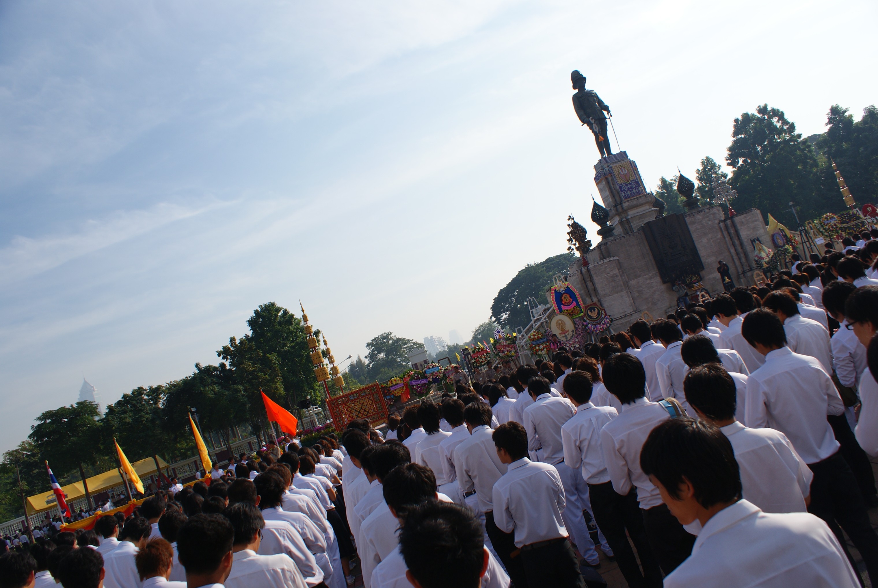 วันมหาธีรราช
2009