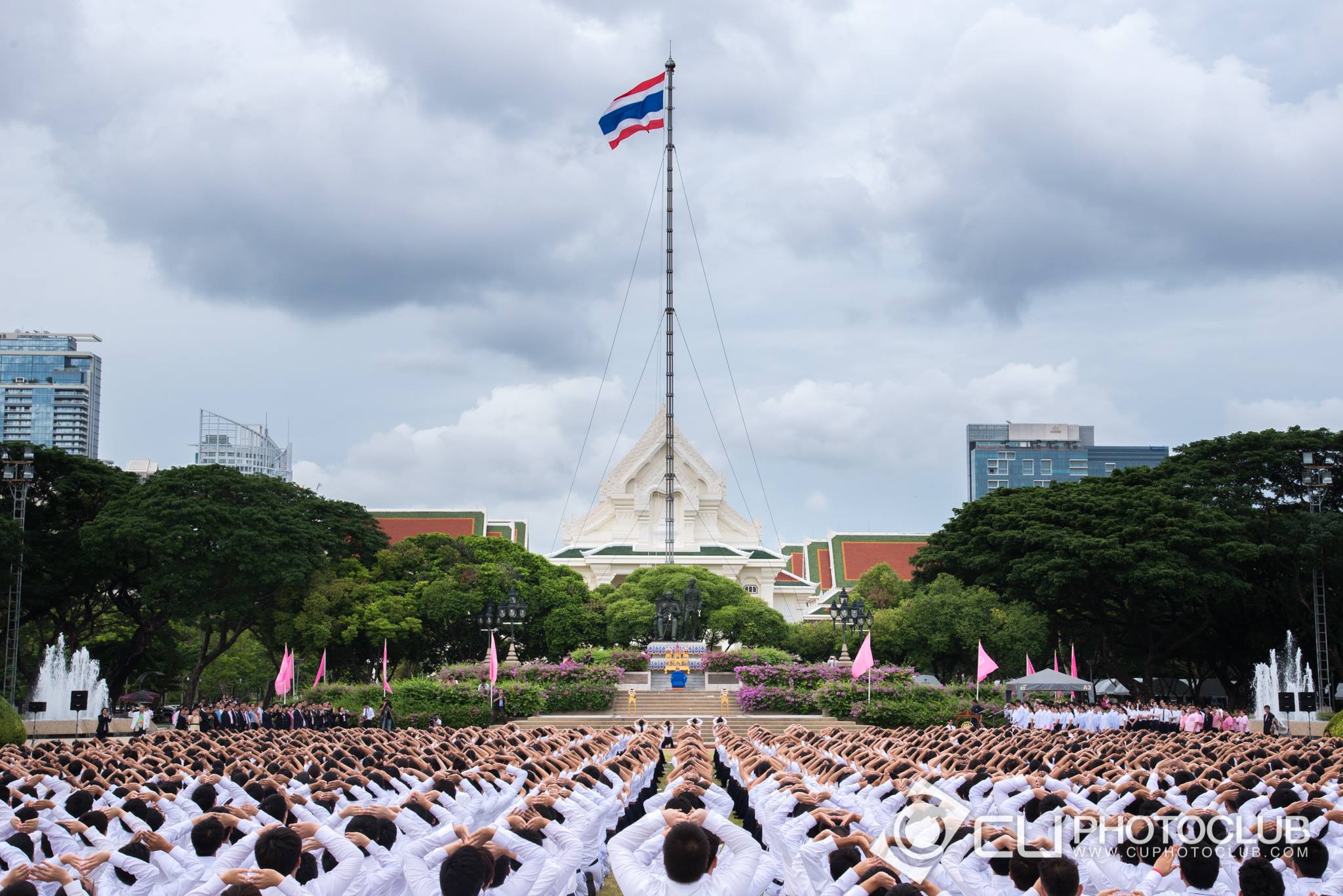 ปฐมนิเทศ
ถวายสัตย์ปฏิญาณเป็นนิสิตใหม่ '58