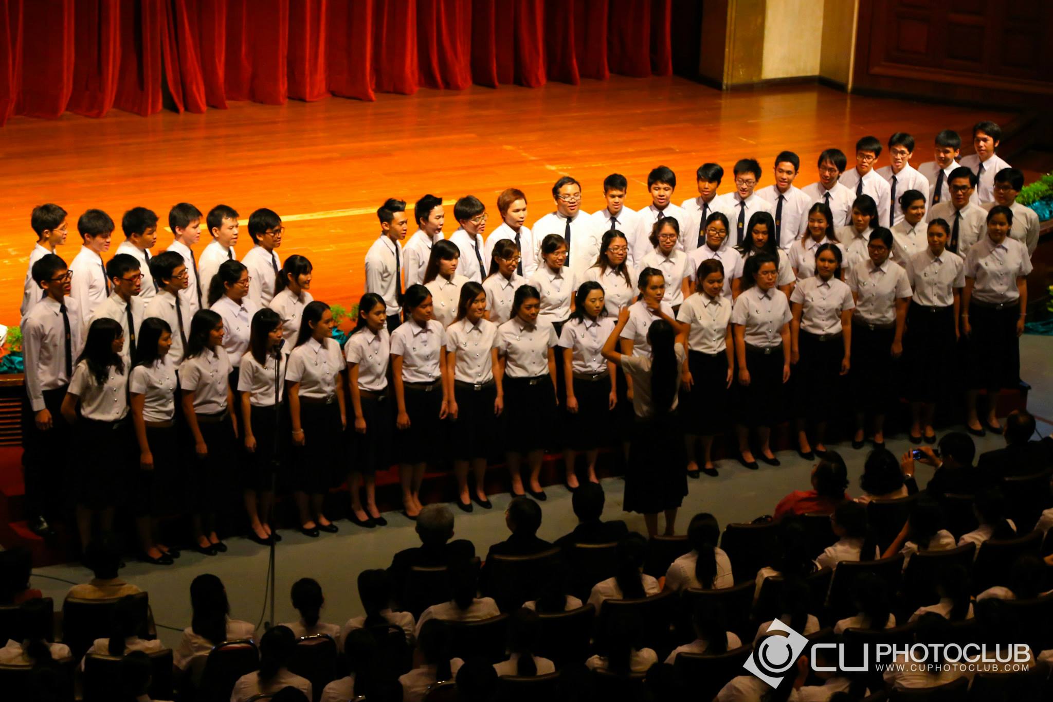 พิธีปฐมนิเทศและถวายสัตย์
นิสิตใหม่ 56
