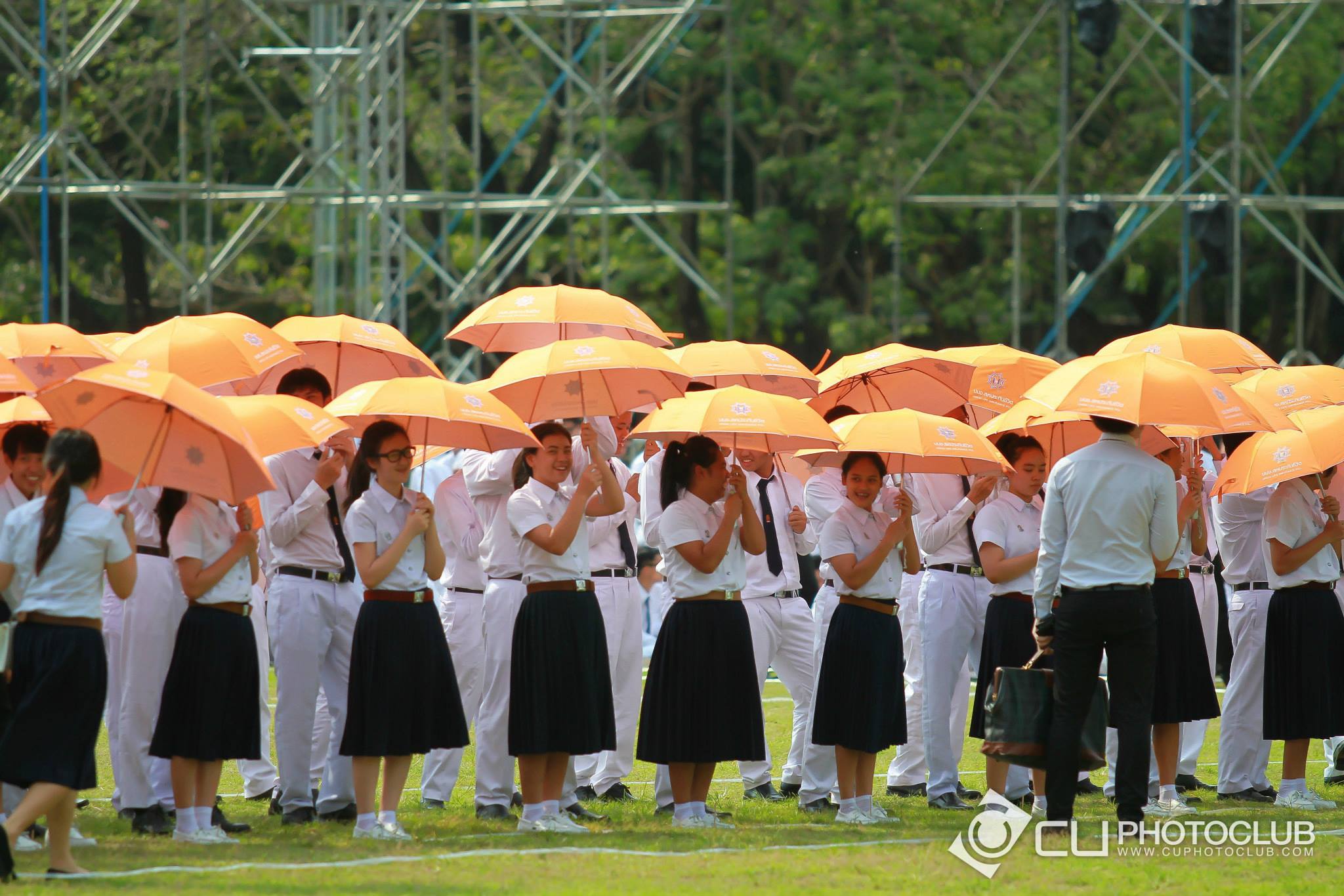 พิธีปฐมนิเทศและถวายสัตย์
นิสิตใหม่ 56
