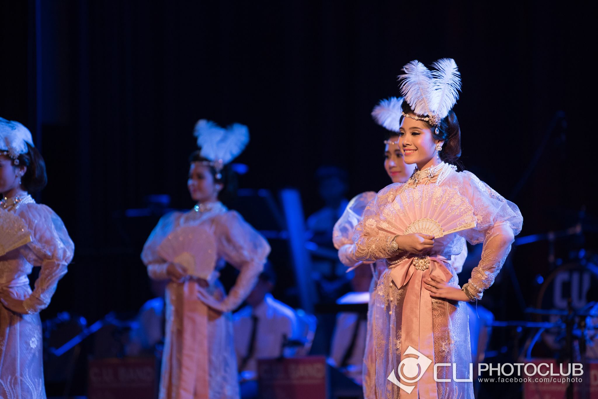 สืบปณิธาน ประสานไทย