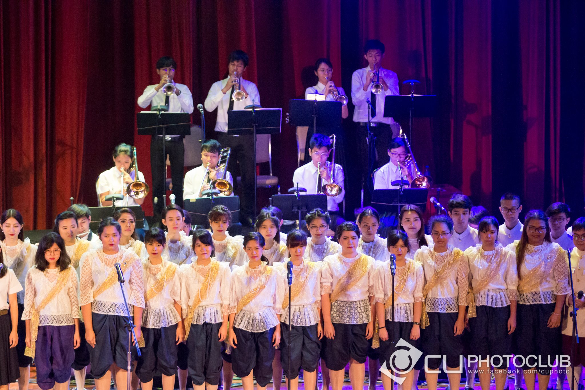 สืบปณิธาน ประสานไทย
