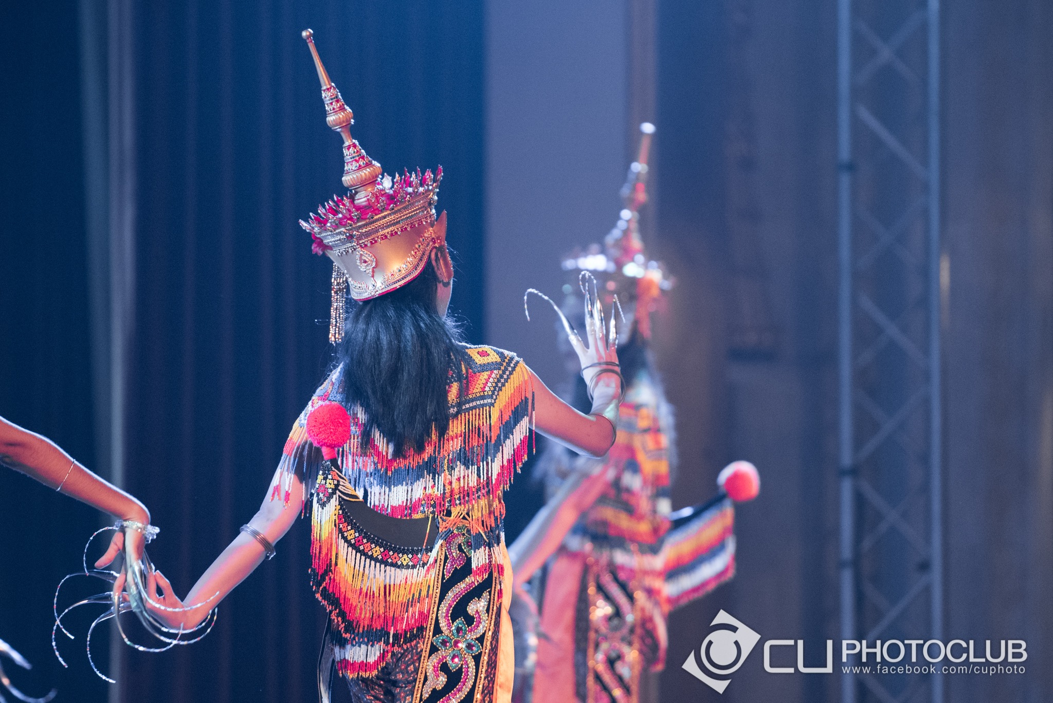 สืบปณิธาน ประสานไทย