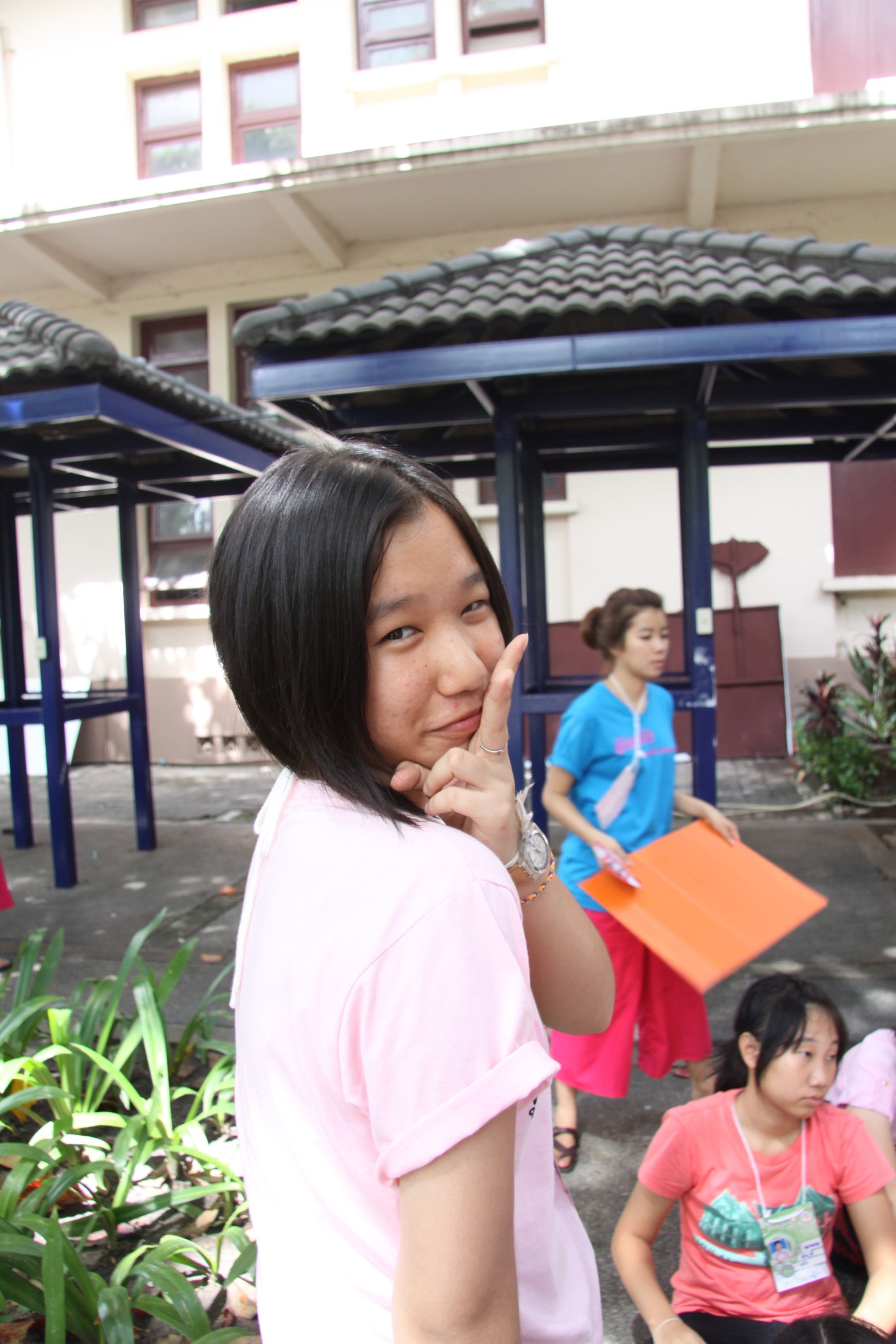 รับน้องเก้าใหม่
2009