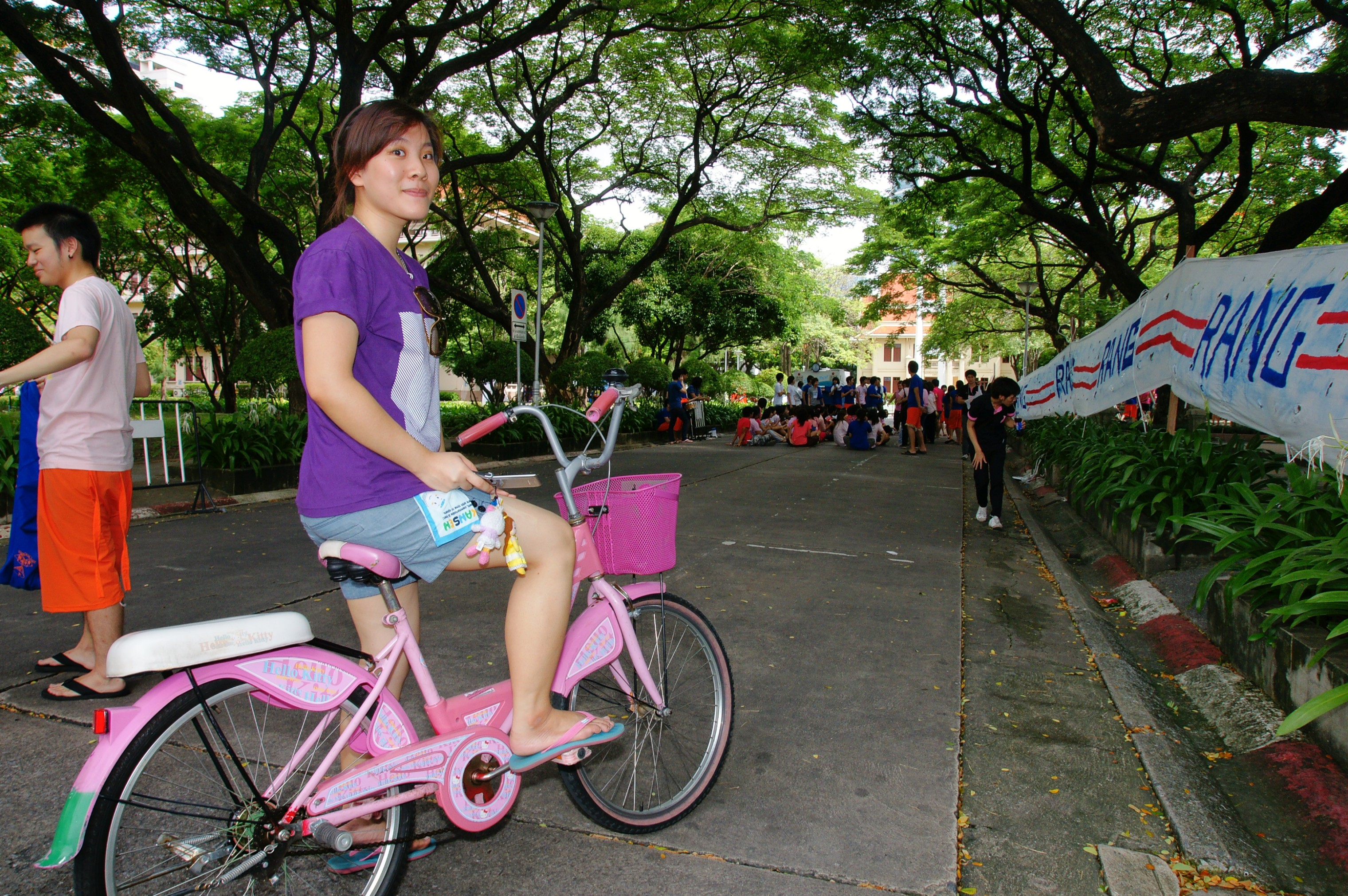 รับน้องเก้าใหม่
2009