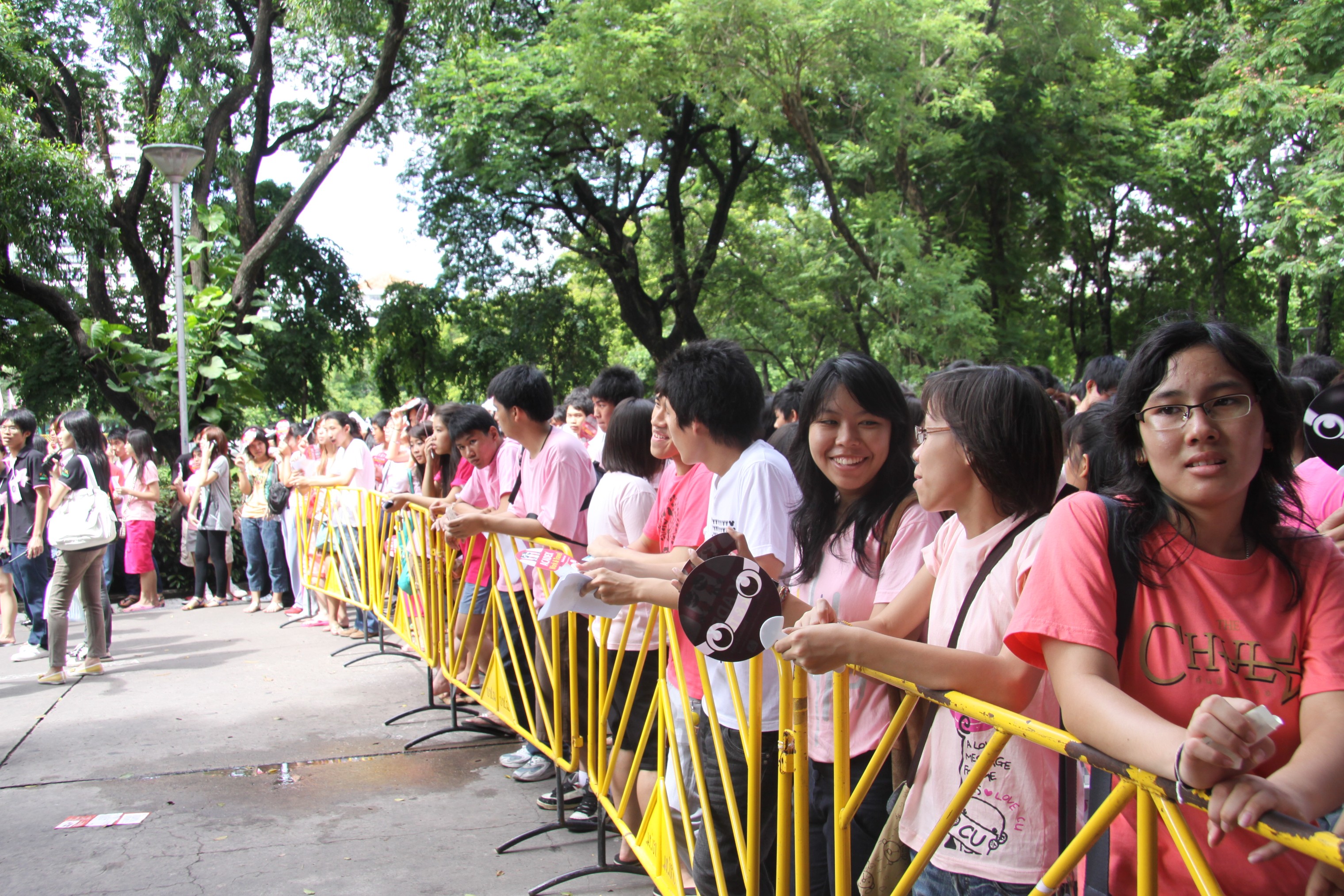 รับน้องเก้าใหม่
2009