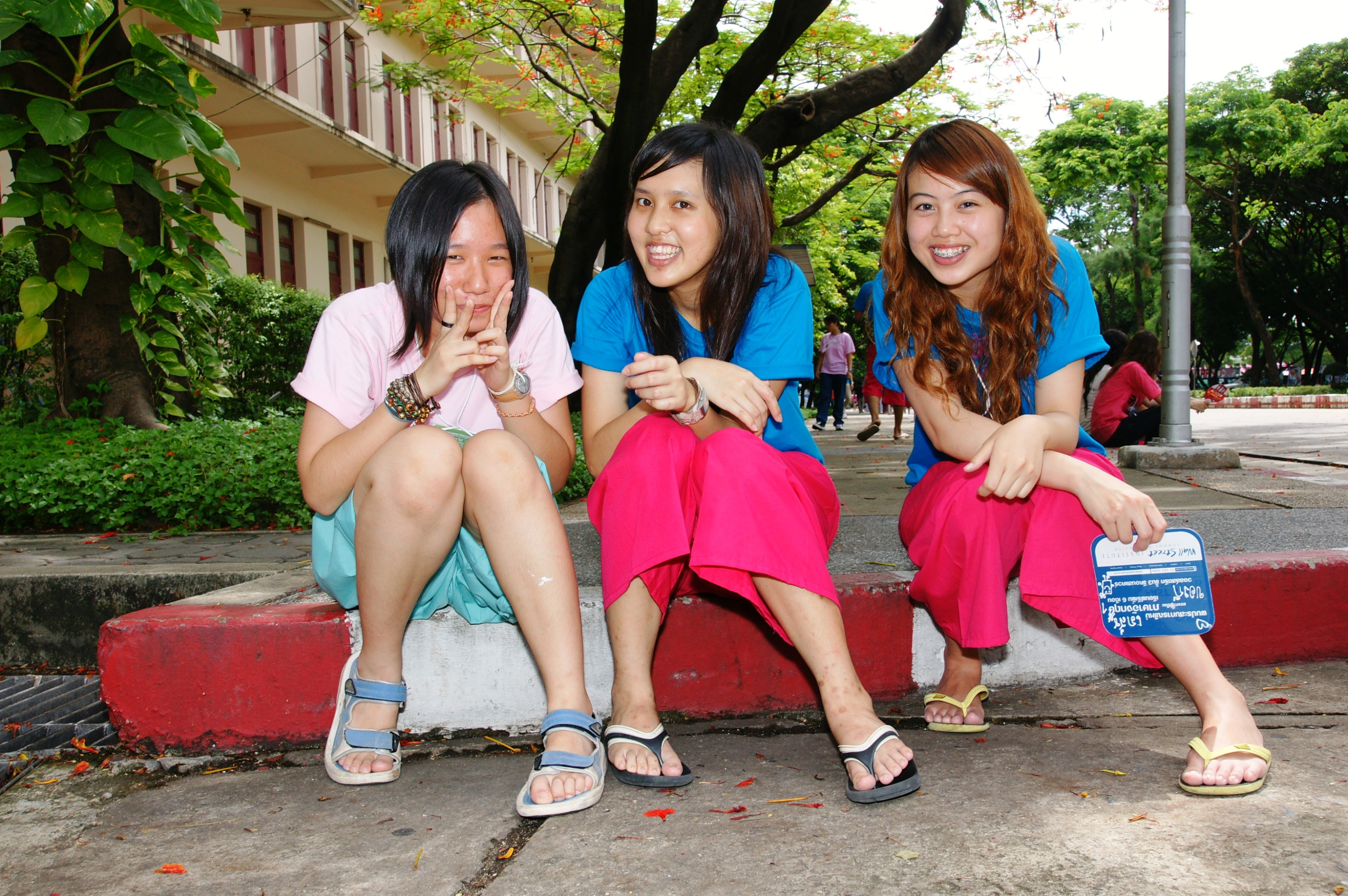 รับน้องเก้าใหม่
2009