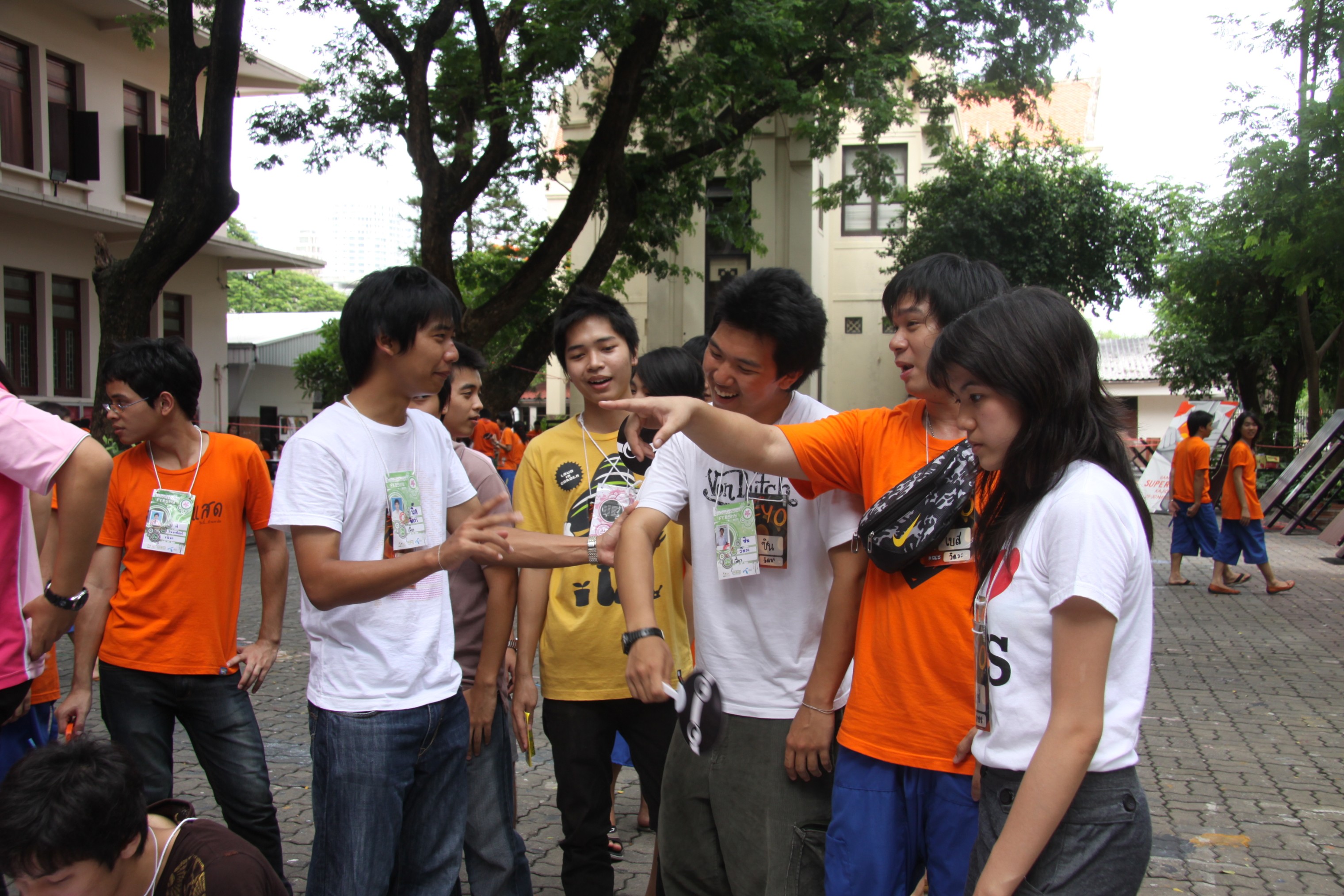 รับน้องเก้าใหม่
2009