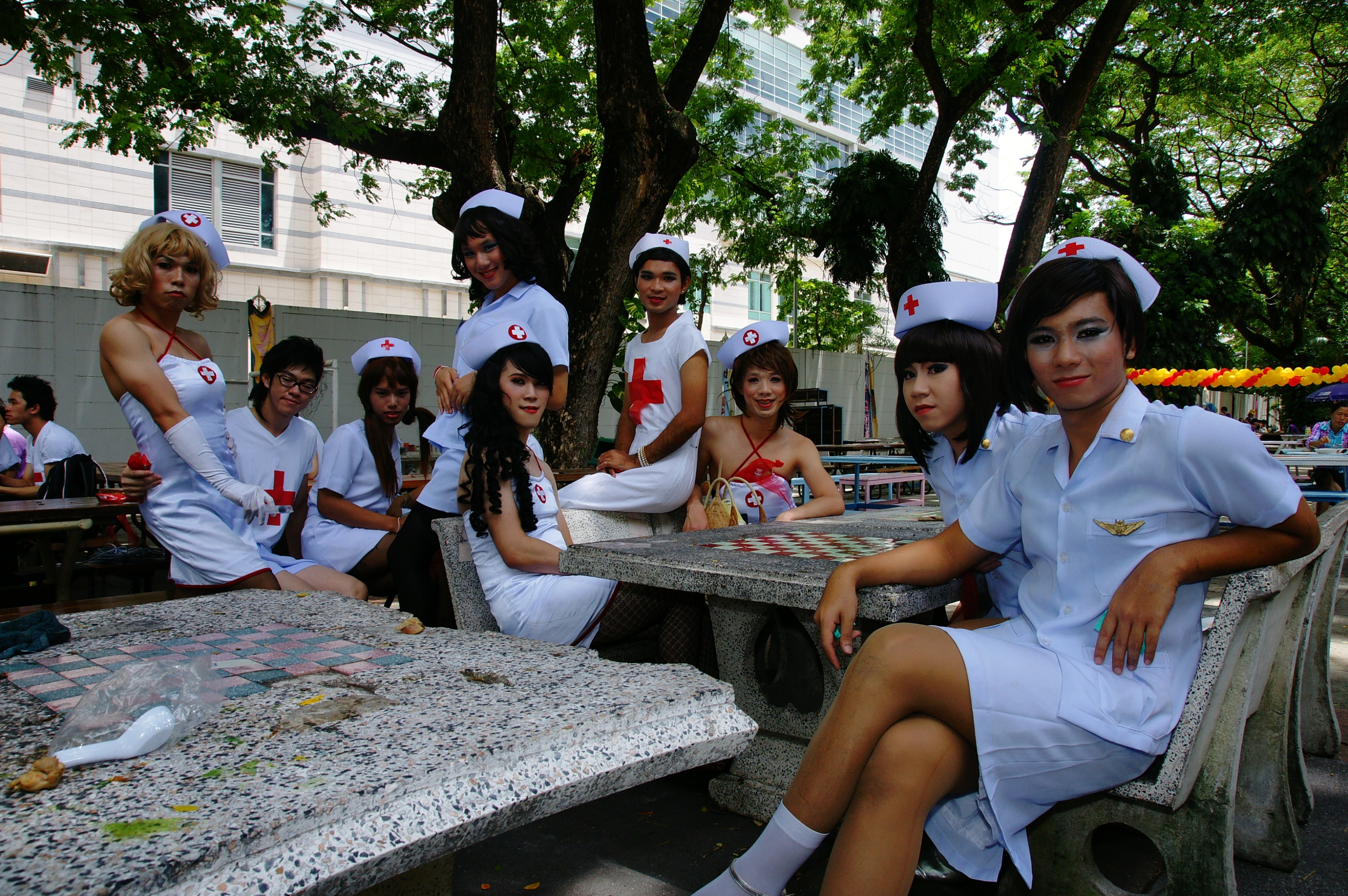 รับน้องเก้าใหม่
2009