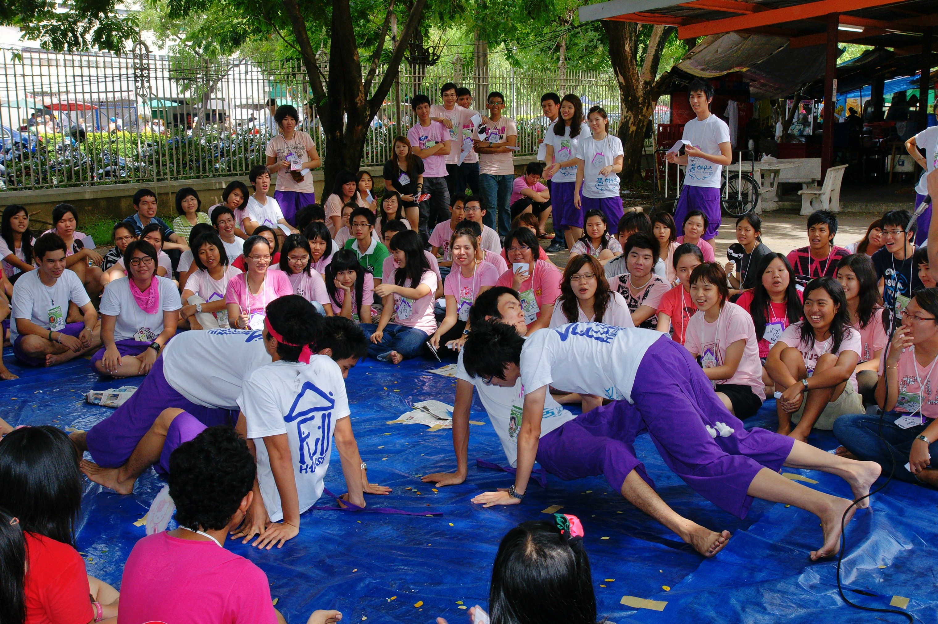 รับน้องเก้าใหม่
2009