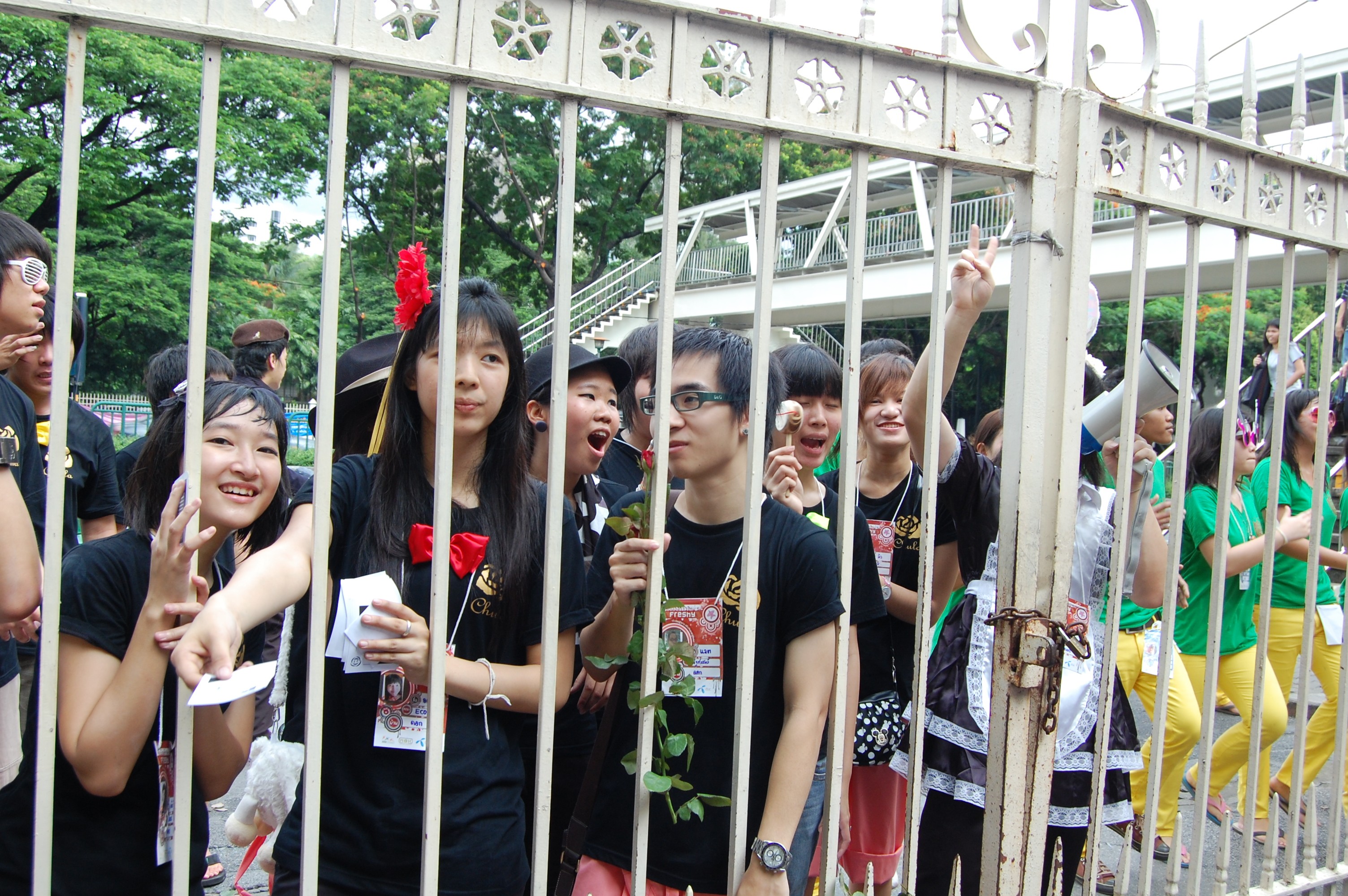 รับน้องเก้าใหม่
2009