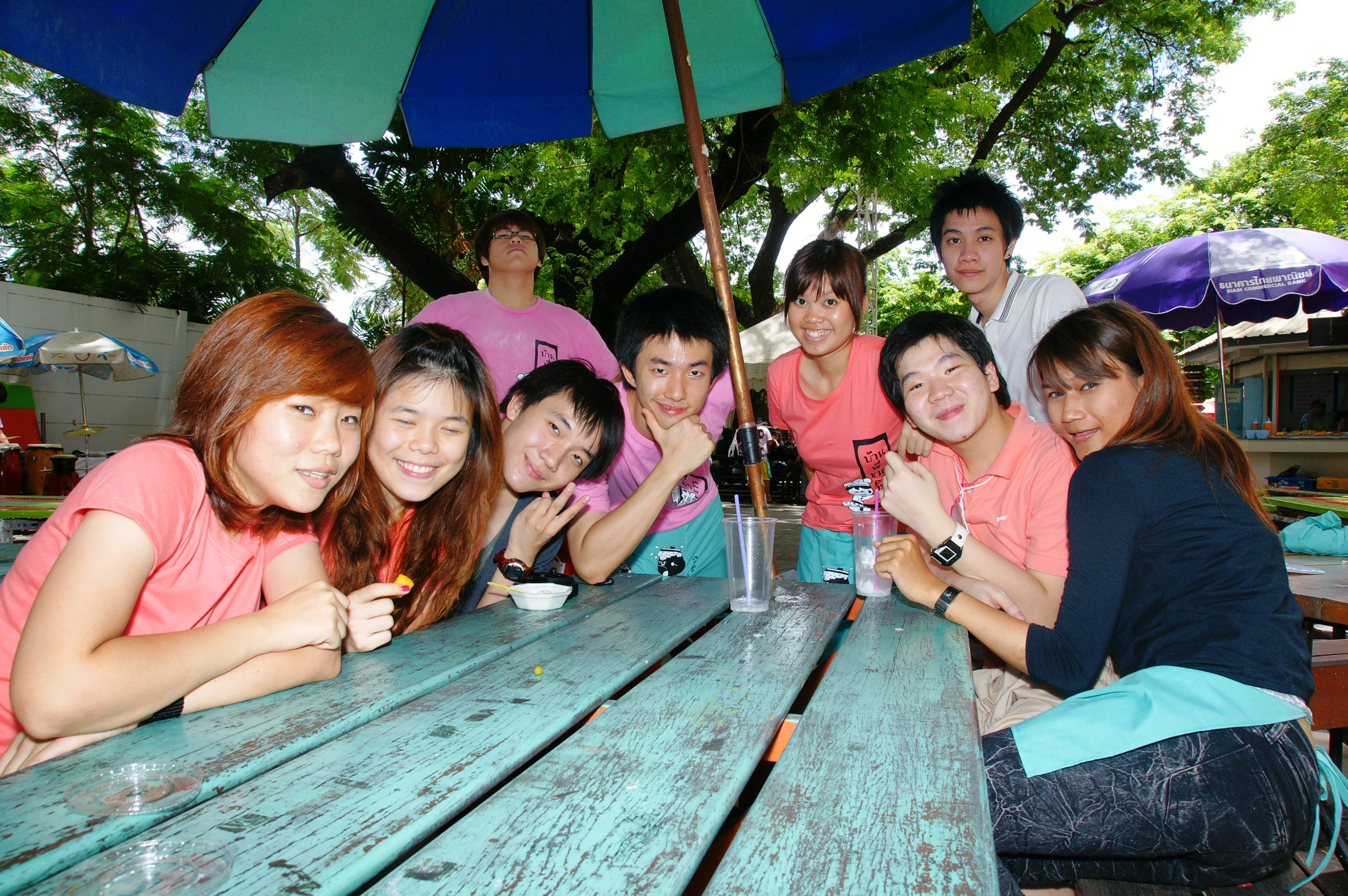 รับน้องเก้าใหม่
2009