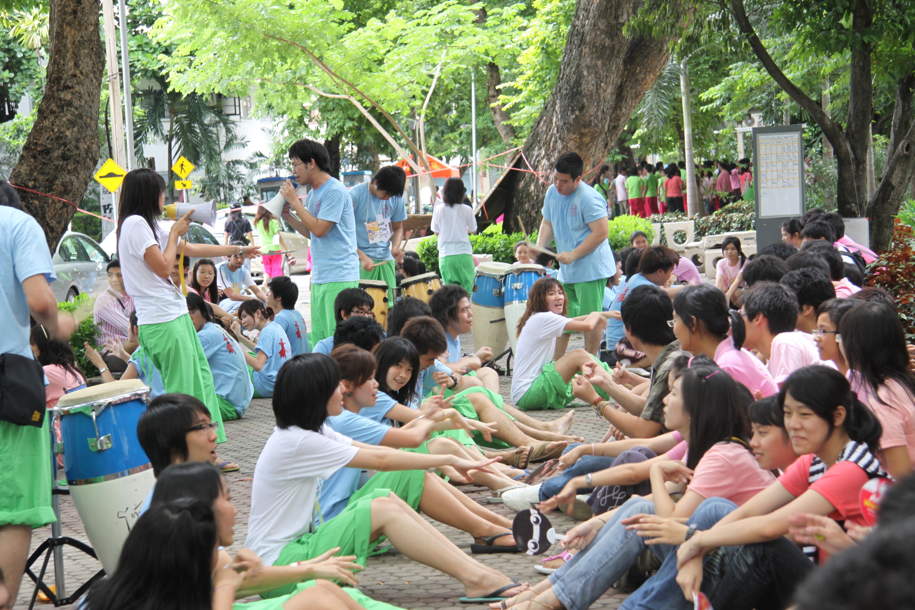 รับน้องเก้าใหม่
2009