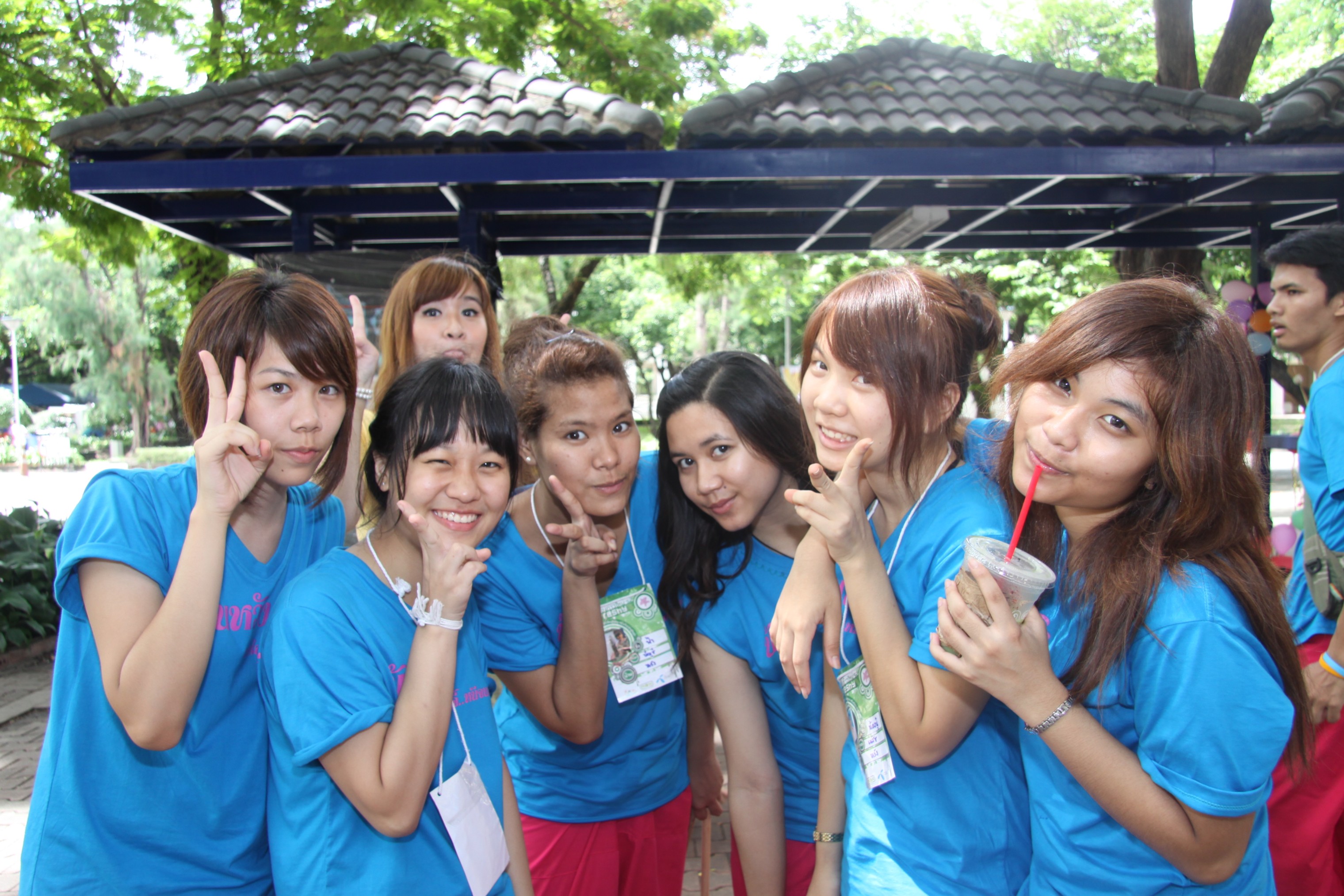 รับน้องเก้าใหม่
2009