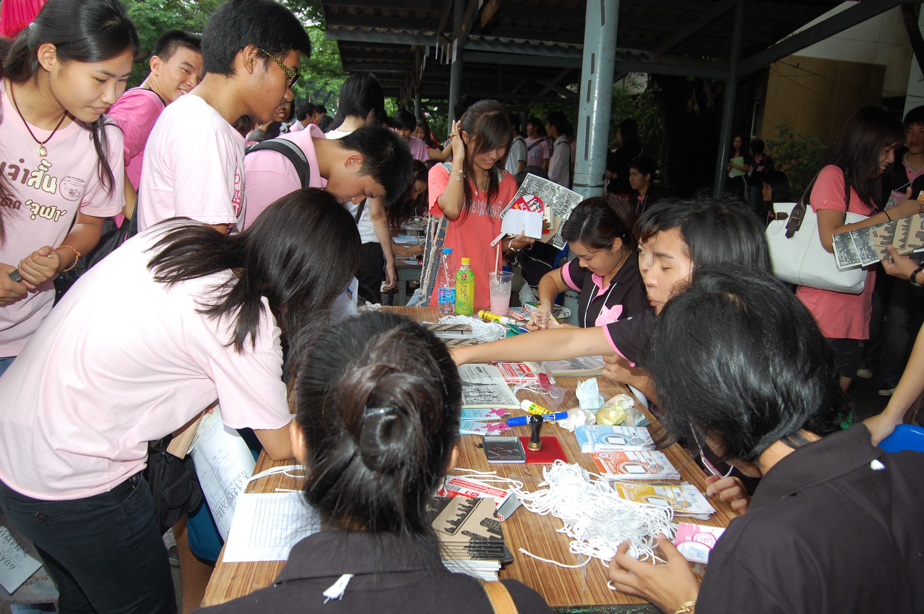 รับน้องเก้าใหม่
2009