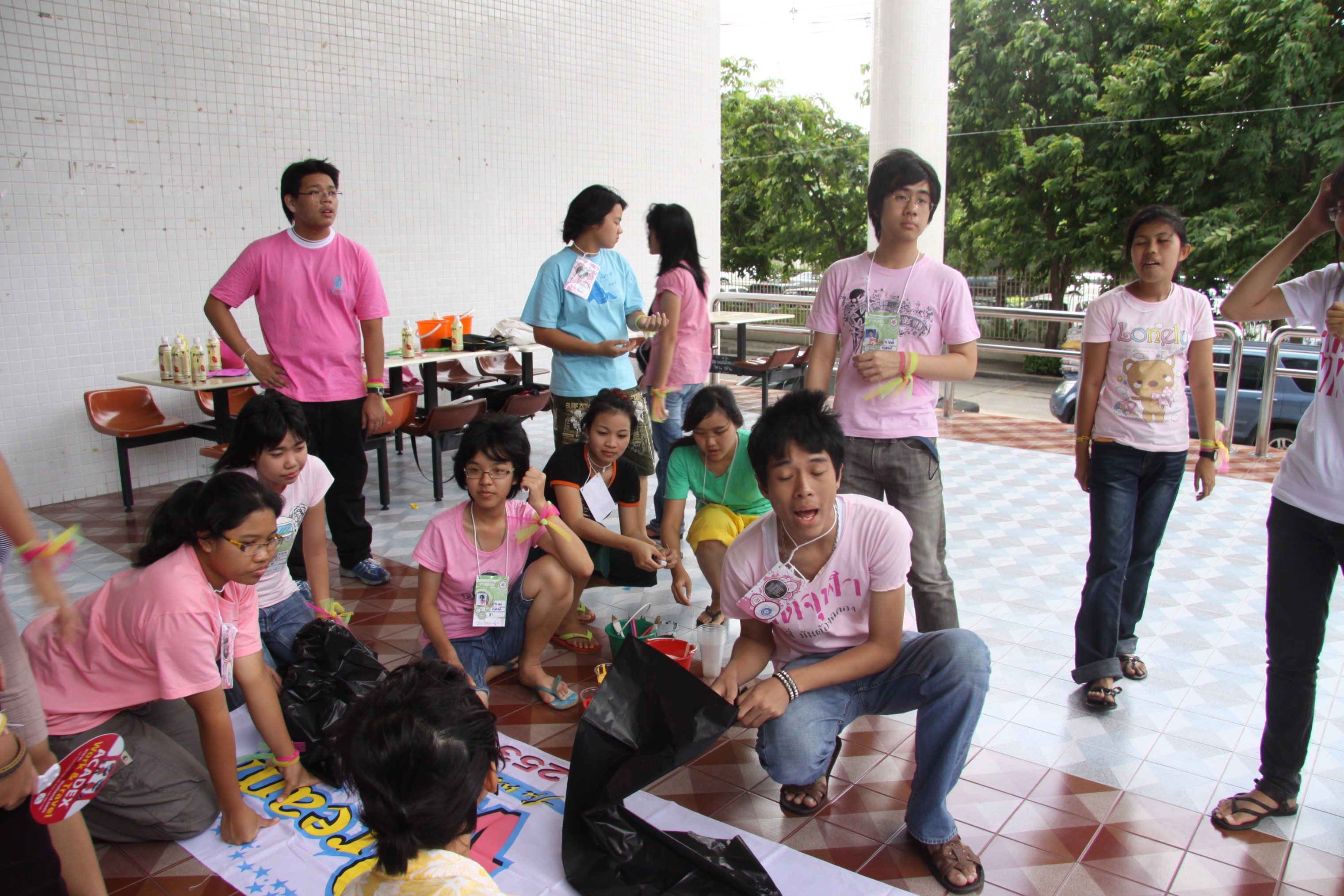 รับน้องเก้าใหม่
2009