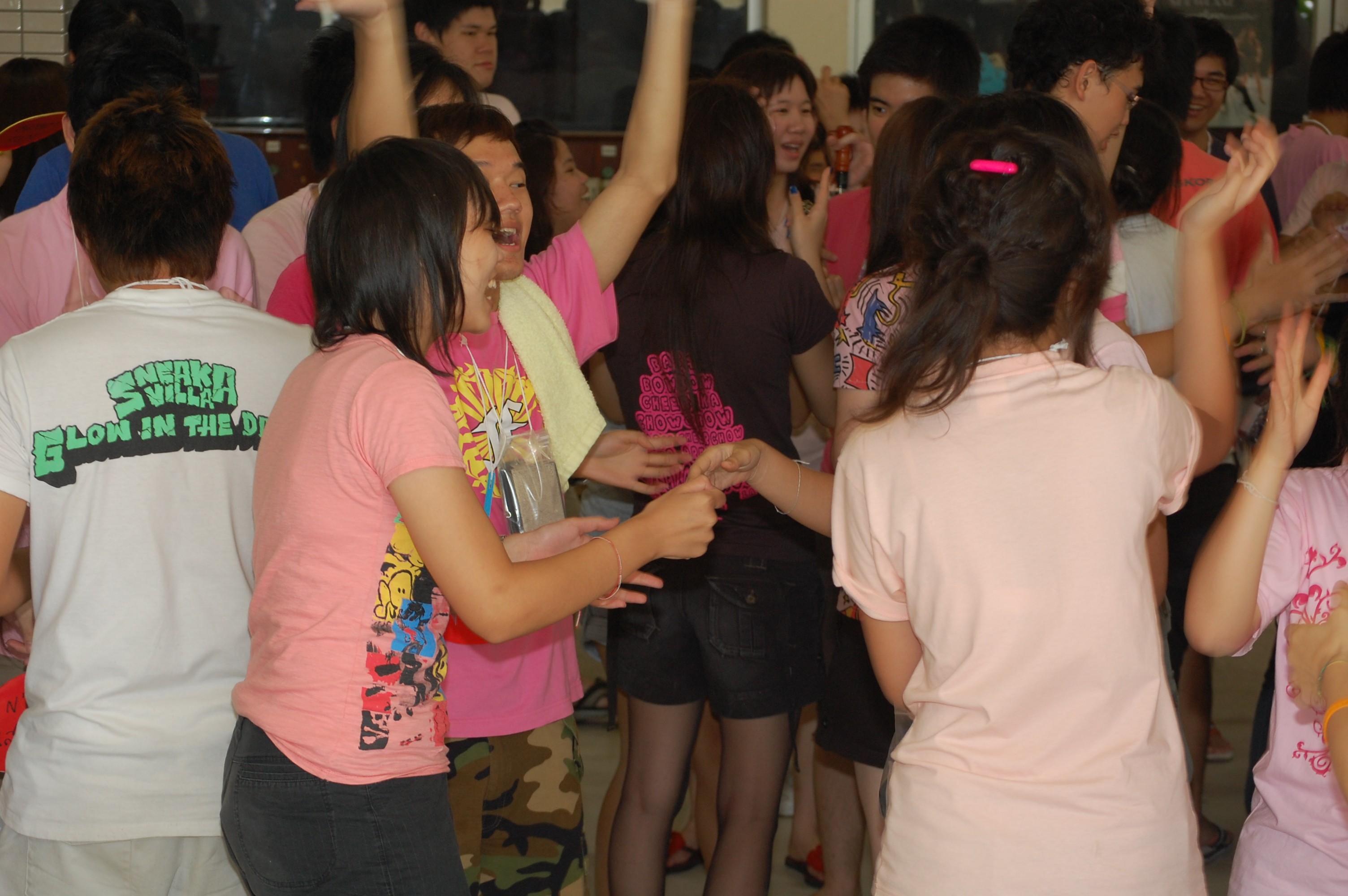 รับน้องเก้าใหม่
2009