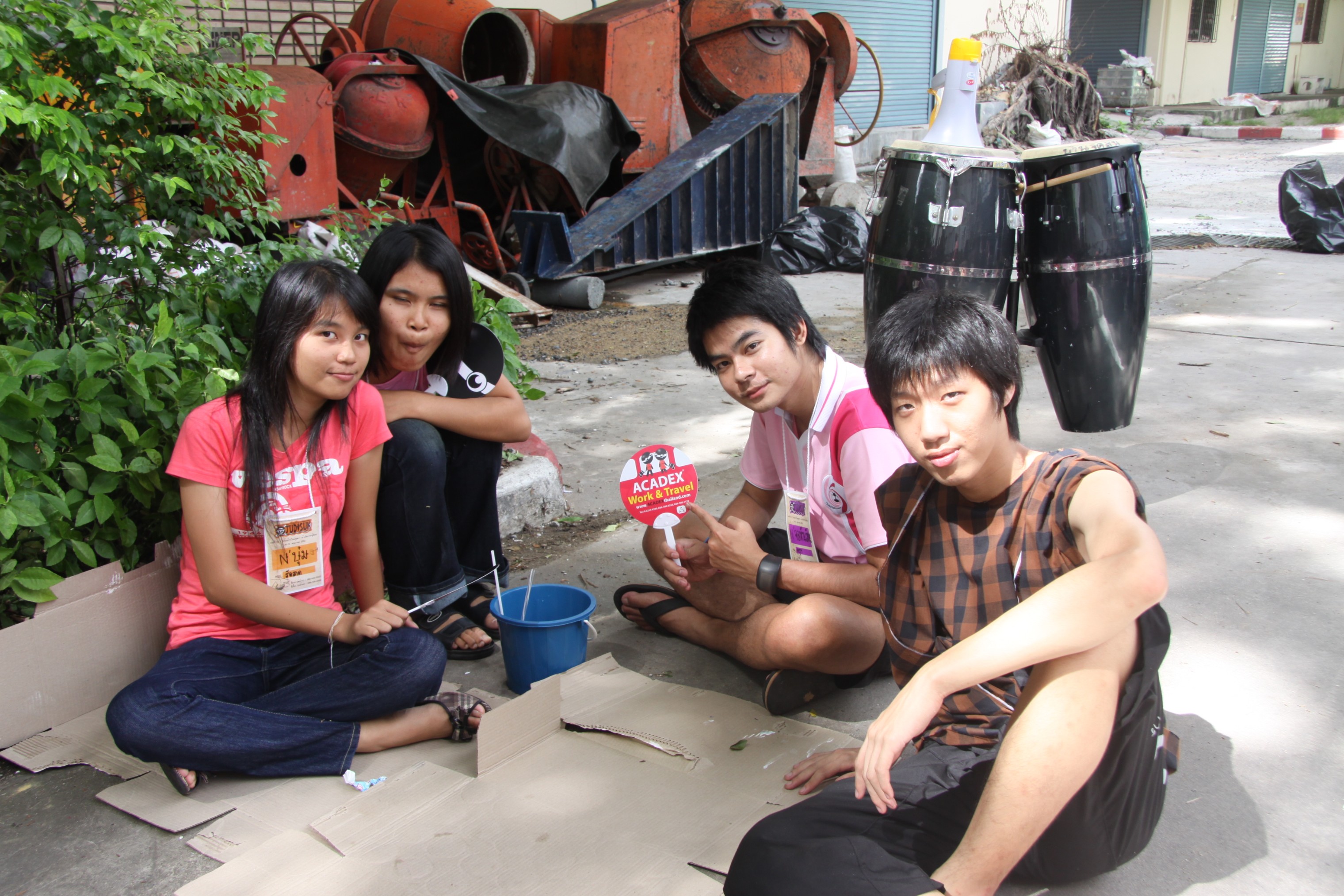 รับน้องเก้าใหม่
2009