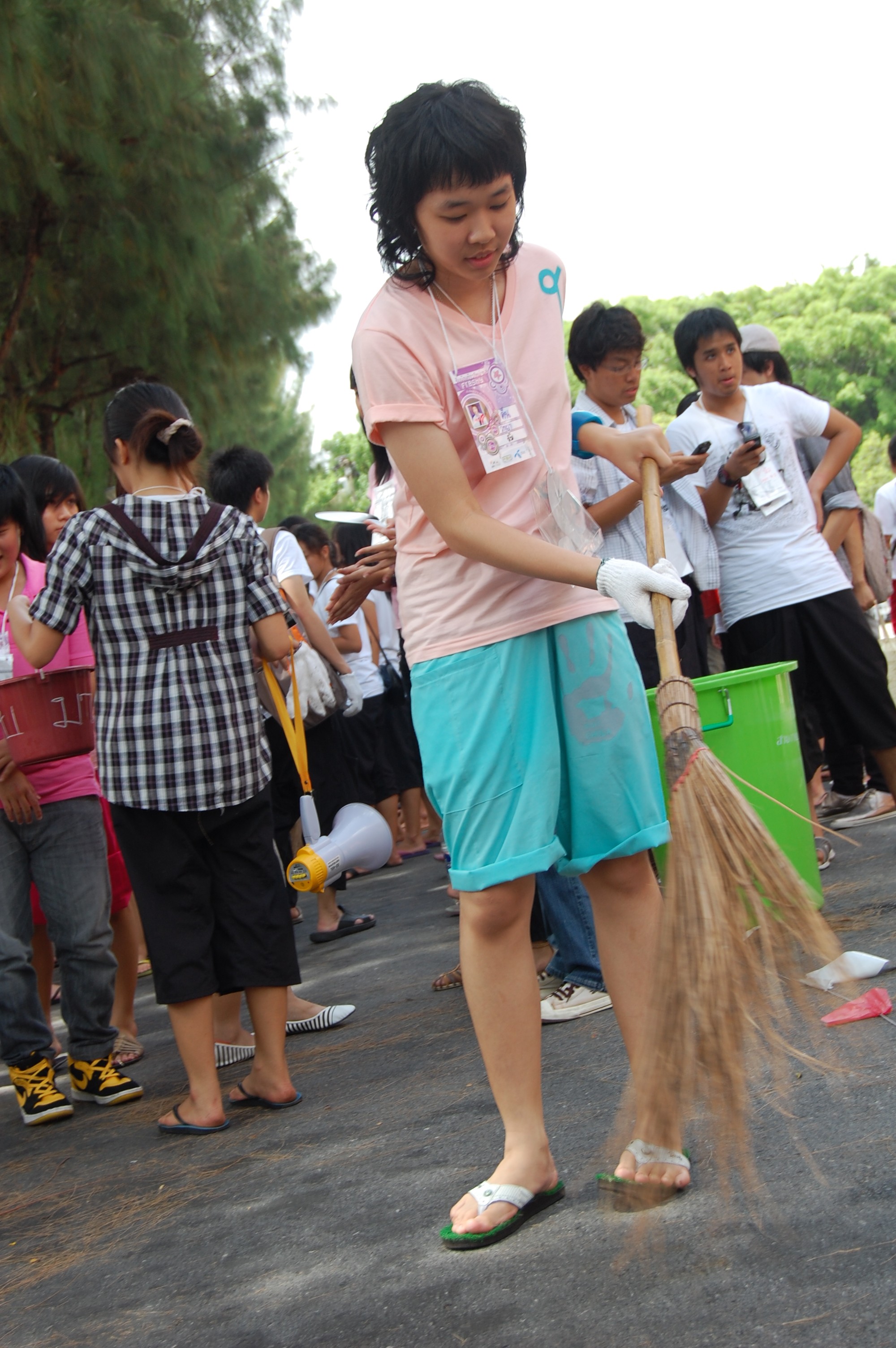 รับน้องเก้าใหม่
2009