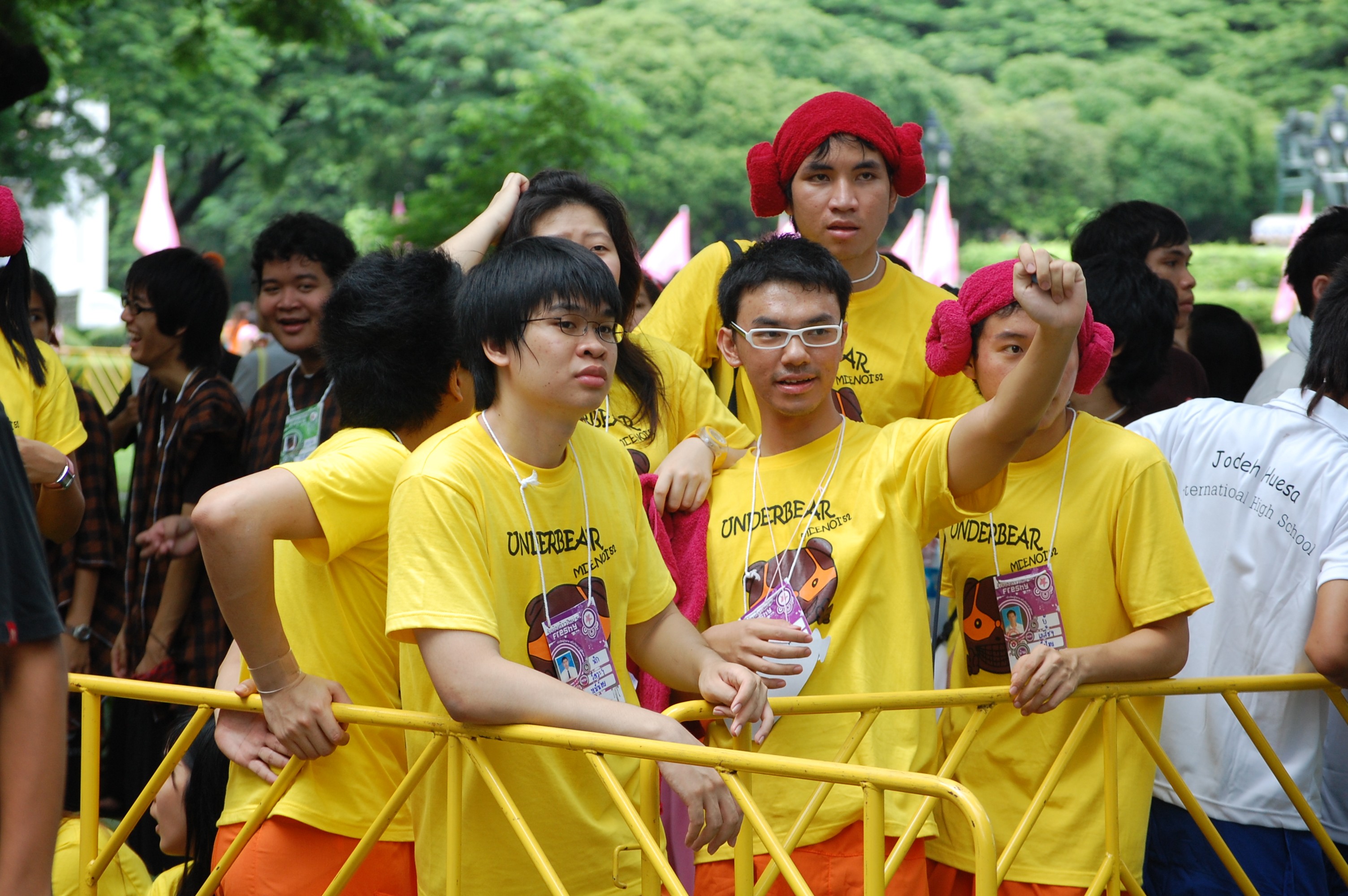 รับน้องเก้าใหม่
2009