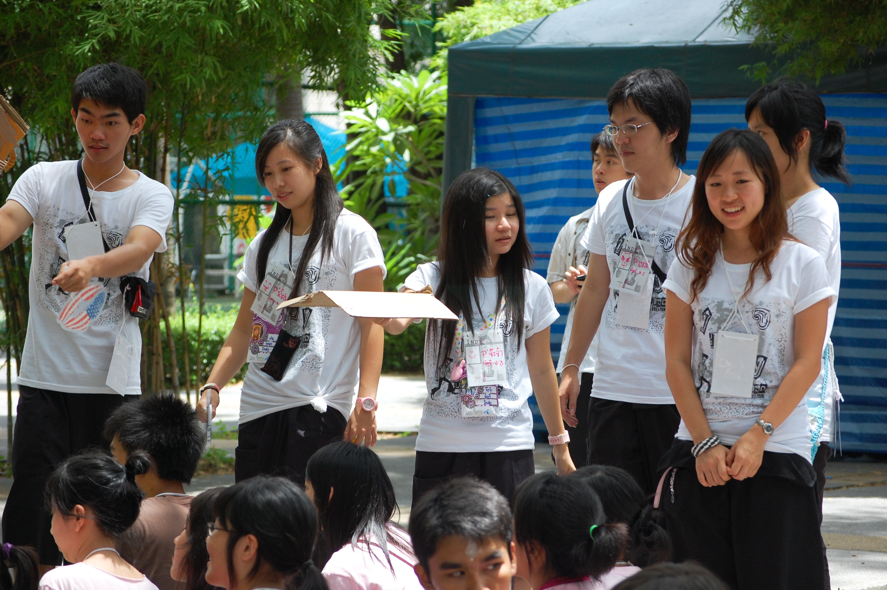 รับน้องเก้าใหม่
2009
