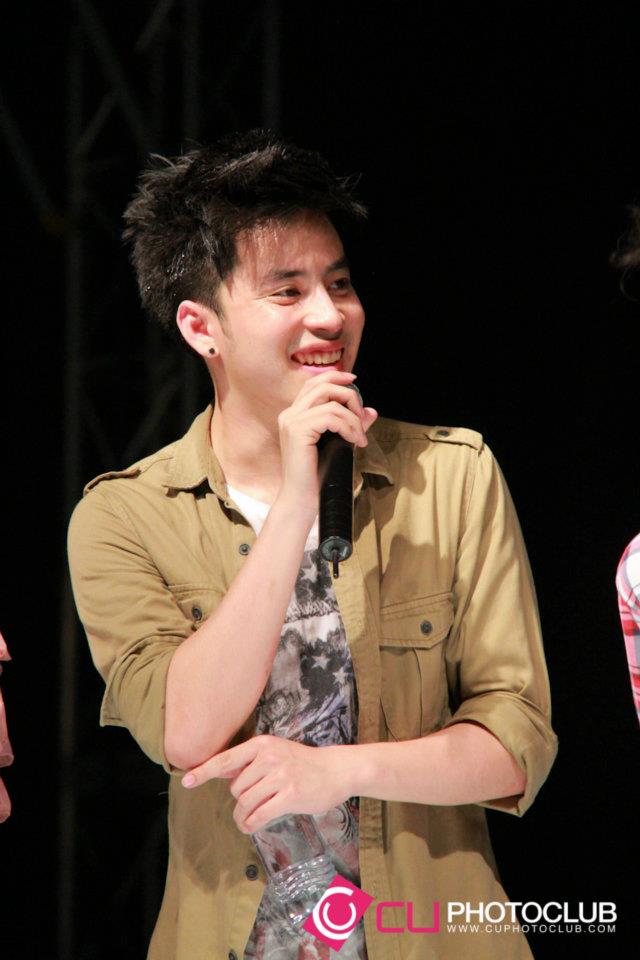 รับน้องก้าวใหม่
2012