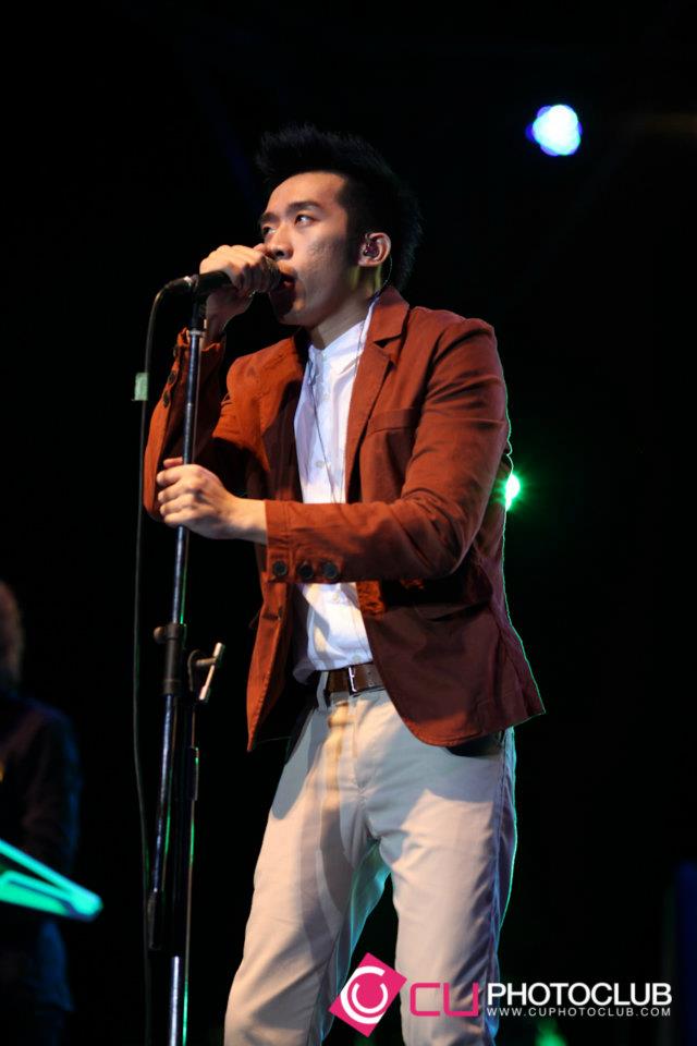 รับน้องก้าวใหม่
2012