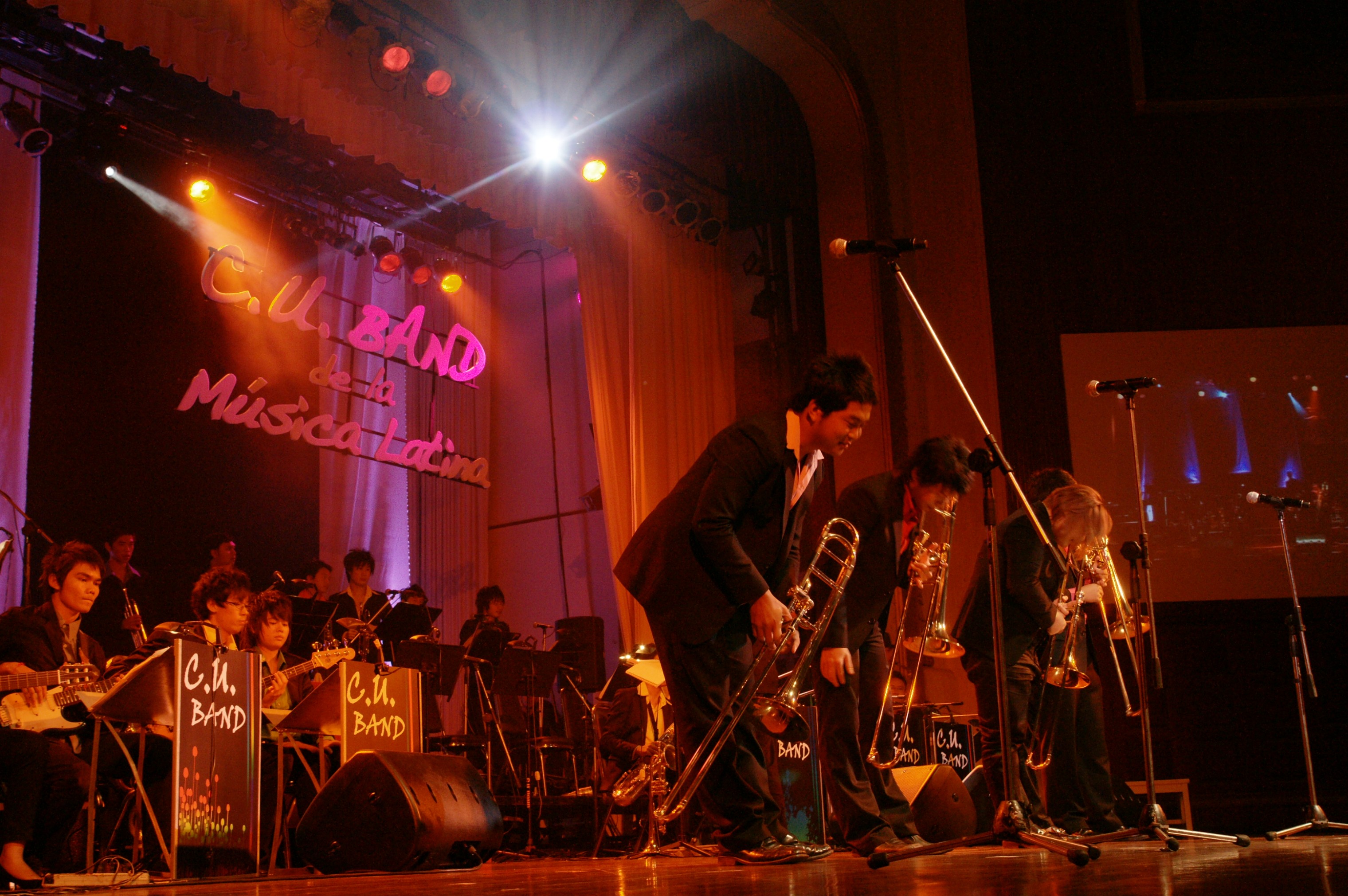 CU Band: de la Musica Latina