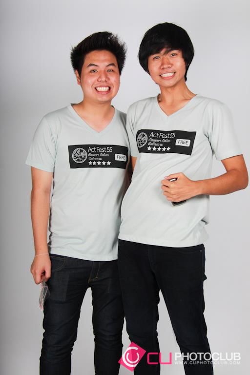 งานเปิดโลก
กิจกรรม 2012
