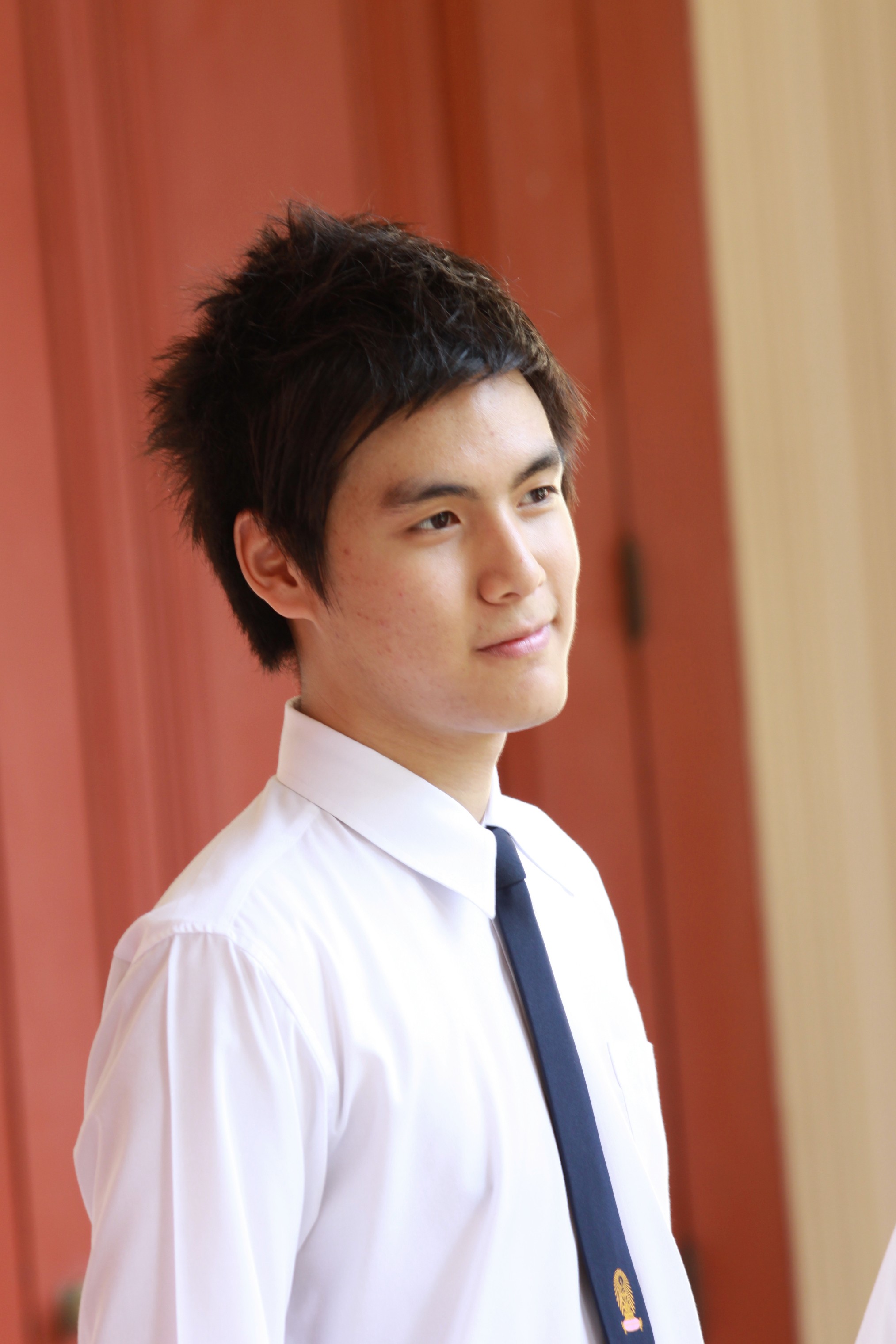 ถ่ายรูปชุดนิสิต
2010