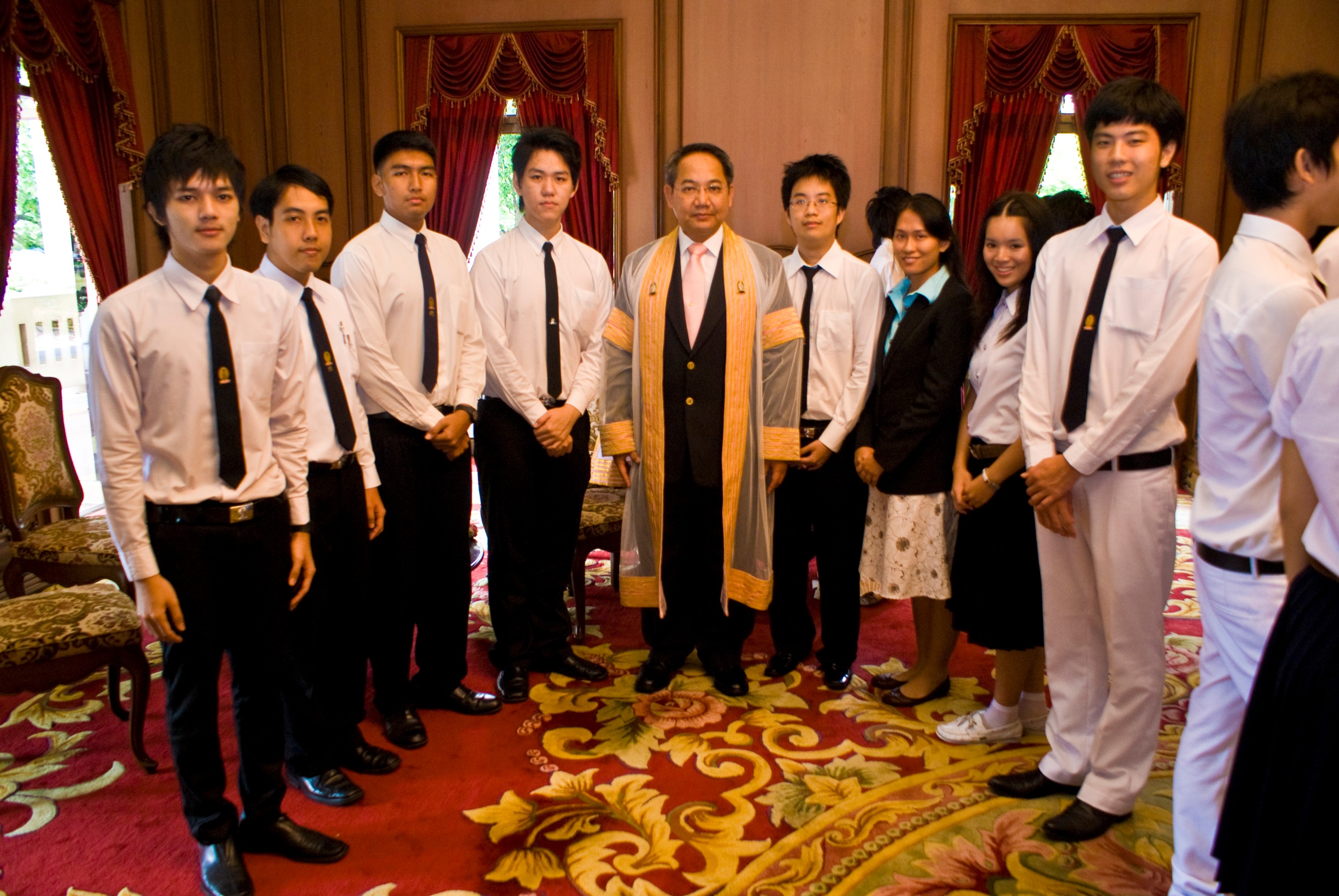 กิจกรรมไหว้ครู
2009