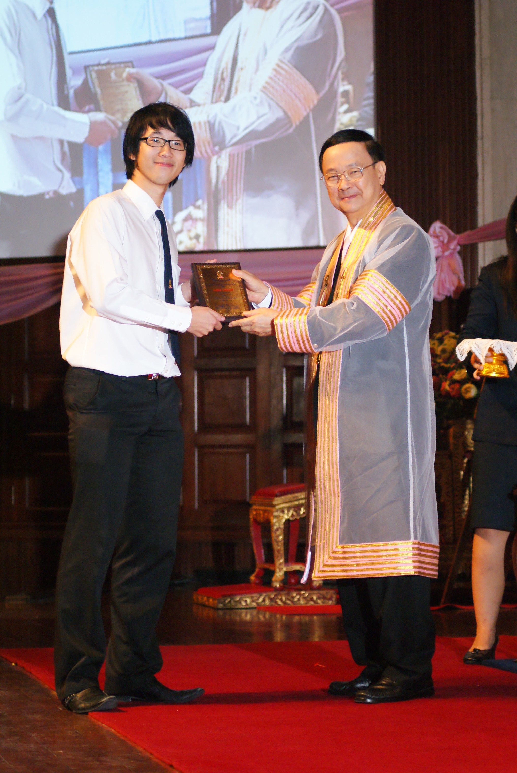 กิจกรรมไหว้ครู
2009