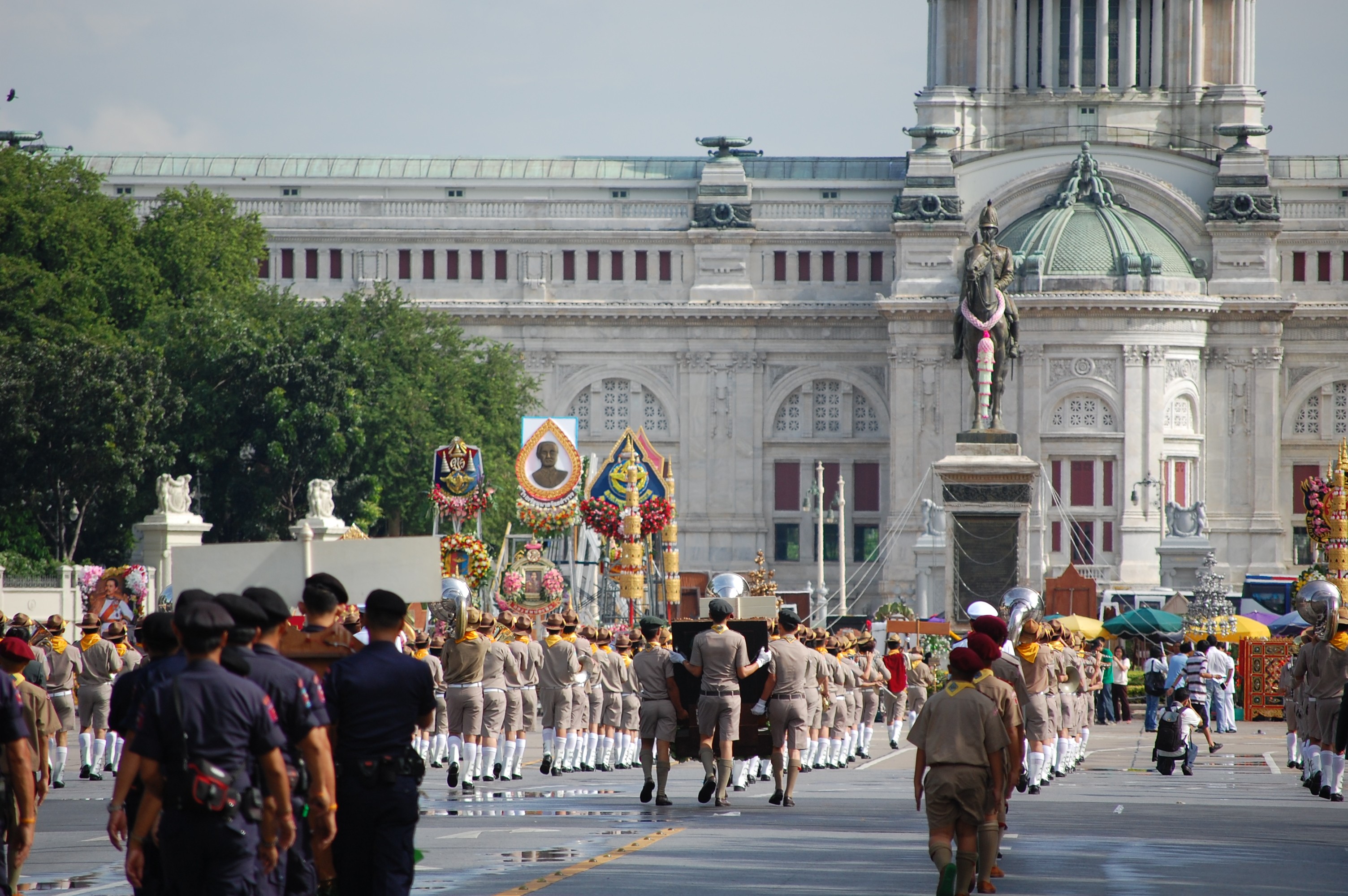 วันปิยมหาราช
2009