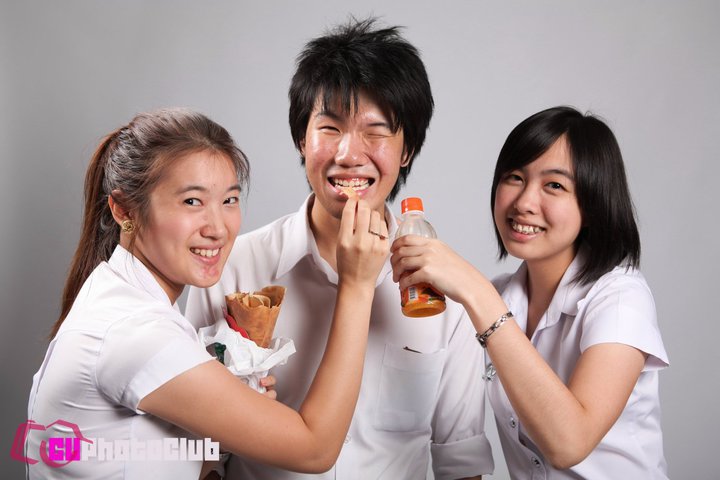 เปิดโลกกิจกรรม 
Day 1 (P2)