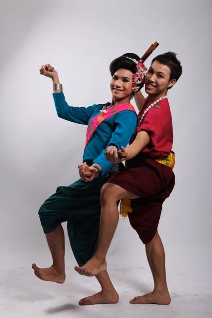 เปิดโลกกิจกรรม 
Day 1 (P1)