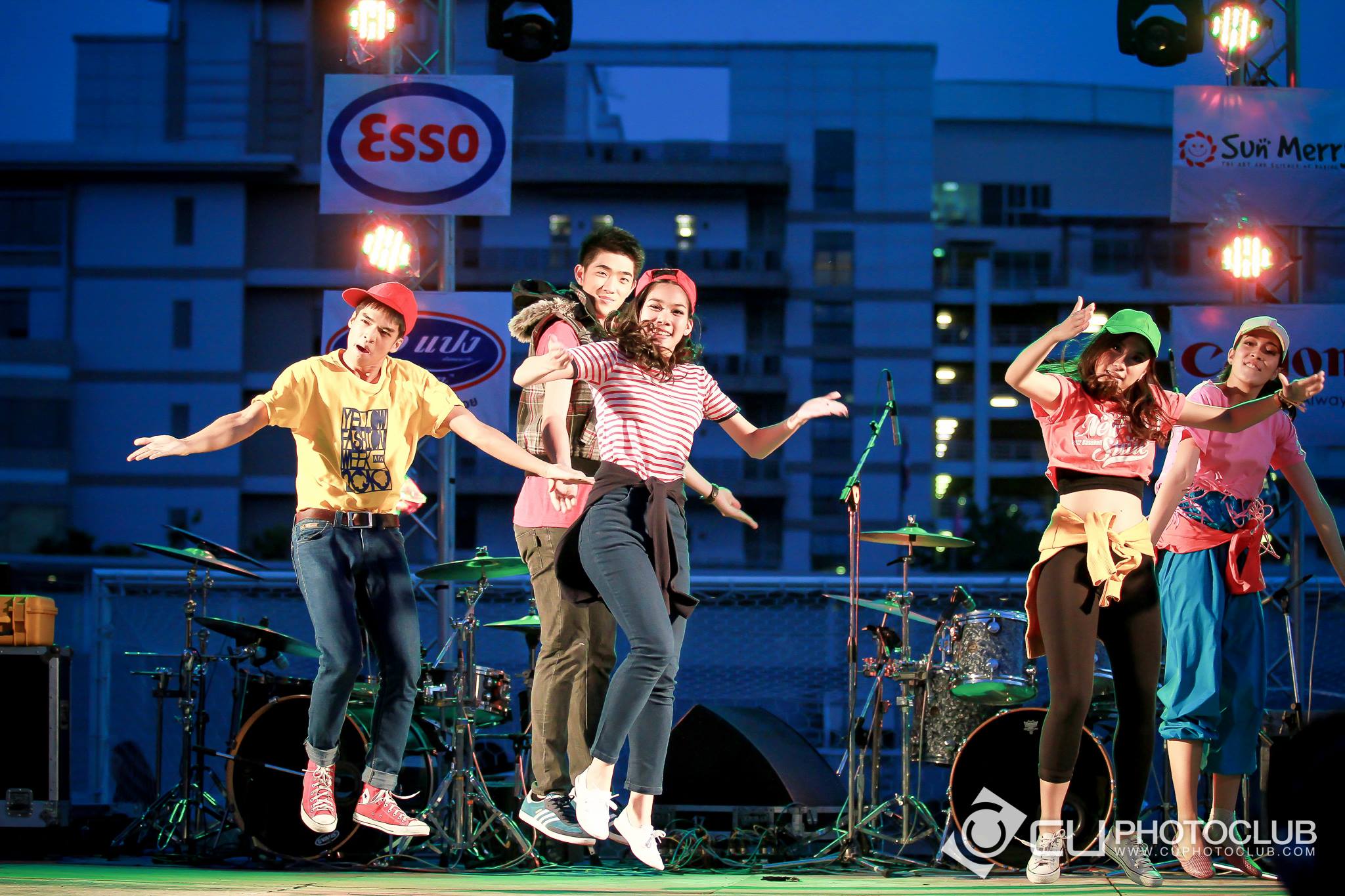 รับน้องก้าวใหม่
2013